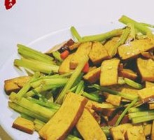 Stir-fried Celery with Yiyang Tofu