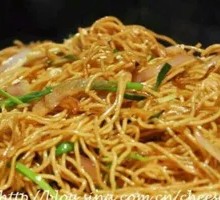 Vegetable Stir-Fried Noodles