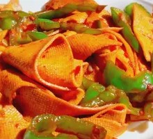 Spicy Pepper and Tofu Skin Noodles