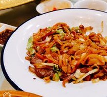 Dry-Fried Beef Rice Noodles