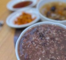 Red Bean and Coix Seed Porridge