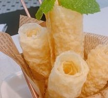 Crispy Fried Bean Curd Rolls
