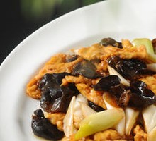 Traditional Fried Pork with Vegetables