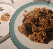 Sour Stir-Fried Egg with Wood Ear Mushrooms