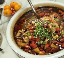 Spicy Sichuan Blood Duck Hot Pot