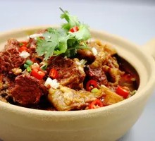 Potato and Beef Stew in Clay Pot