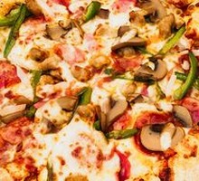Premium Deluxe Pizza