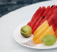 Seasonal Fruit Platter