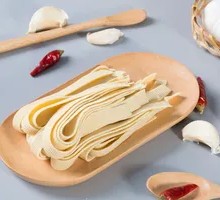 Stir-fried Bean Sprouts with Pig Skin