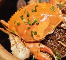 Steamed Green Crab with Vermicelli in Clay Pot