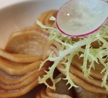 Crisp Radish Salad