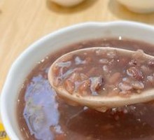 Red Bean and Coix Seed Porridge