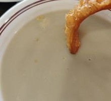 Soybean Juice with Fried Dough Rings
