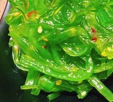 Refreshing Sea Grass Salad