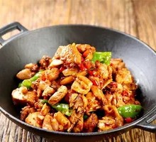 Lung Xiang Hui Iron Pot Chicken