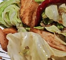 Crispy Flatbread with Stir-Fried Leeks