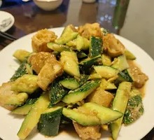Cucumber with Fried Dough Sticks