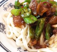 Stir-Fried Pork with Noodles