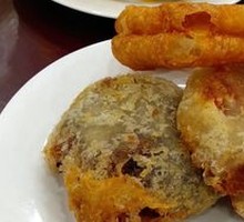 Red Bean Paste Fried Cake