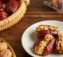 Xinjiang Jujube with Walnut