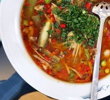 Fresh Chili Frog in Half汤