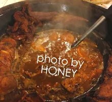 Braised Pork and Steamed Bun