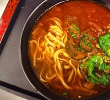 Tomato Beef Shank Noodles
