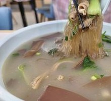 First-class Duck Blood and Noodle Soup