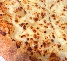 Crispy Potato Wedge Bacon Pizza