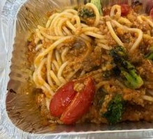 Italian-style Meat Sauce Noodles