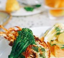 Lobster Benedict