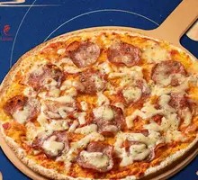 Salami Pizza