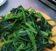 Pine Nut Spinach