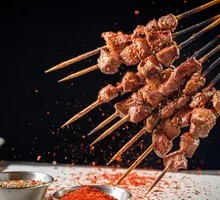 Charcoal-grilled Lamb Skewers