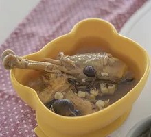 Chicken Leg with Cordyceps Soup