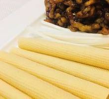 Beijing-style Shredded Pork in Soy Sauce