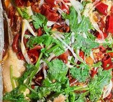 Sichuan-style Paper-wrapped Fish with Pickled Chili