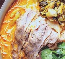 Herb Spicy Beef Noodles