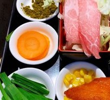 Axiang Crossing-the-bridge Rice Noodles