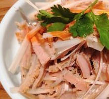 Spicy Oil Cucumber with Pork Tripe Strips