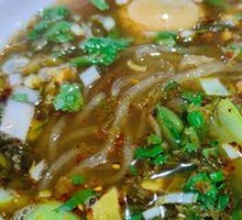 Spicy minced meat mixed rice noodles