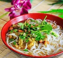 Beef and Enoki Noodles
