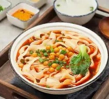 Scallion Oil Sour Soup Noodles