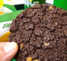Monochrome Chocolate Cookie