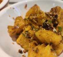 Spicy Tossed Potatoes