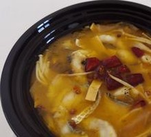 Spicy Fish with Pickled Cabbage (Boneless)