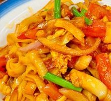 Vegetable Stir-Fried Knife-Cut Noodles