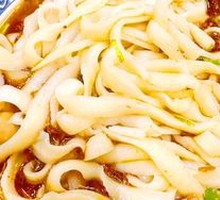 Braised Pork with Hand-Pressed Noodles