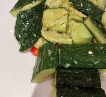 炝拌胡麻油黄瓜