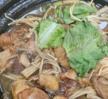 Stewed Chicken with Brown Sauce